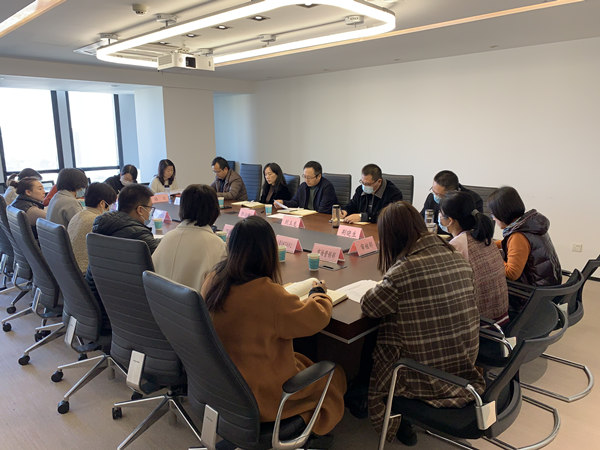 中圣公司開展黨員先鋒隊創建工作推進會_副本.jpg